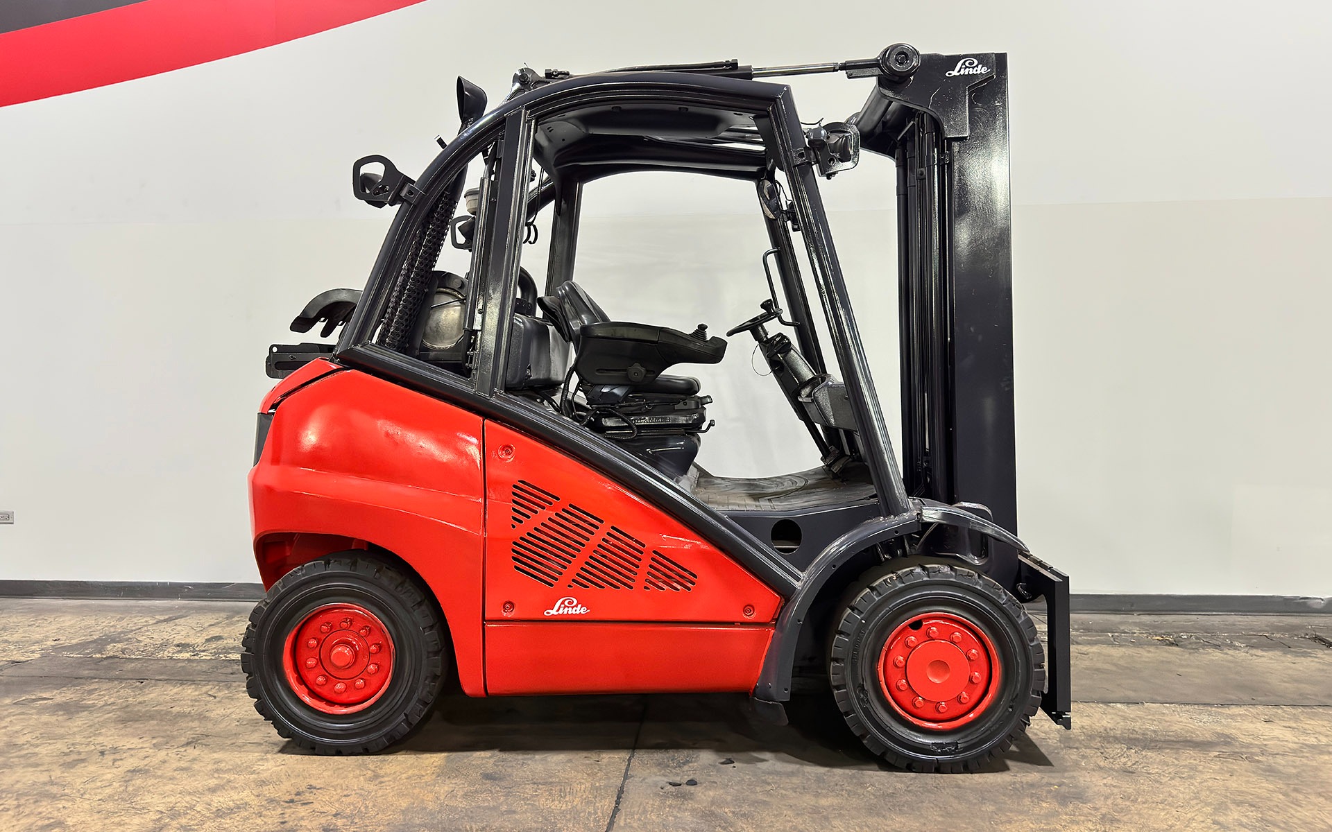 Used 2017 LINDE H40T  | Cary, IL