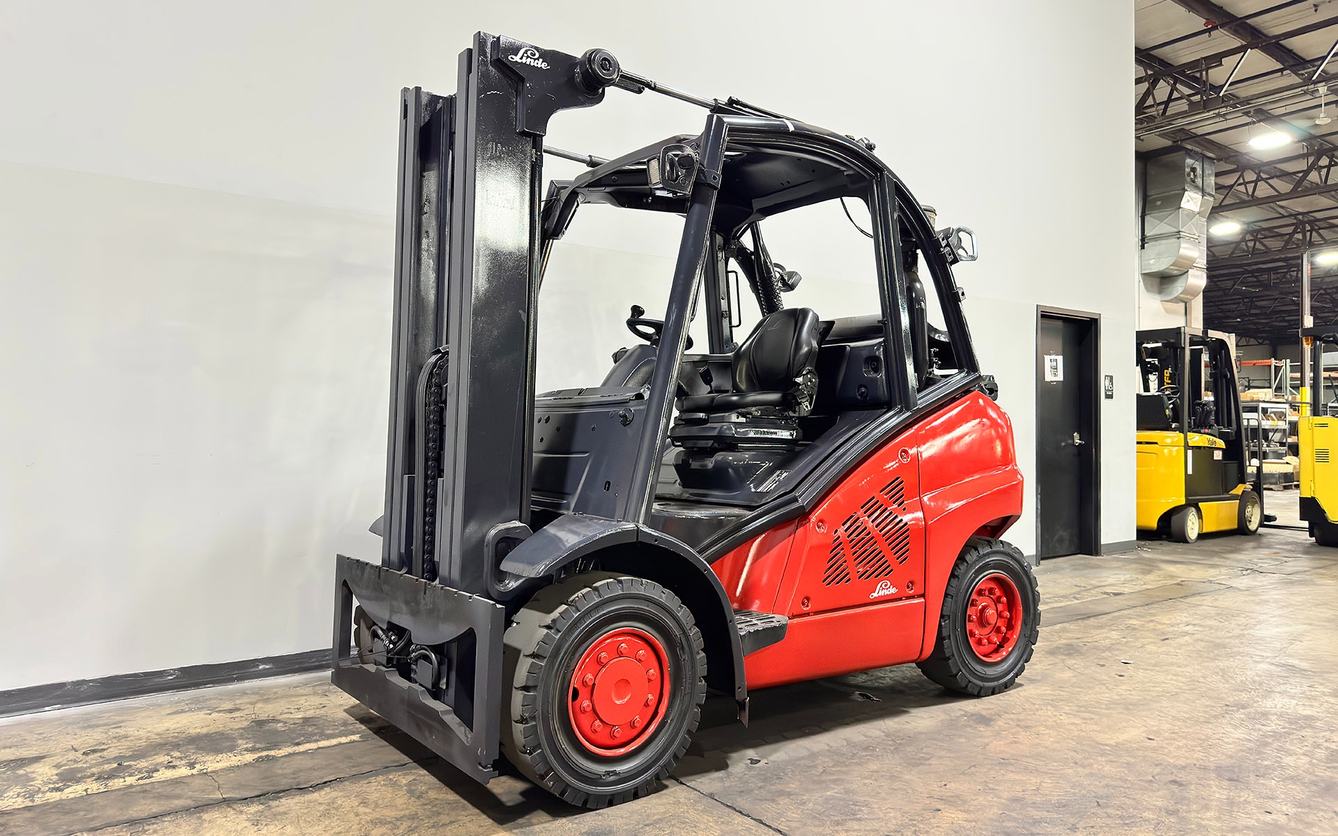 Used 2017 LINDE H40T  | Cary, IL