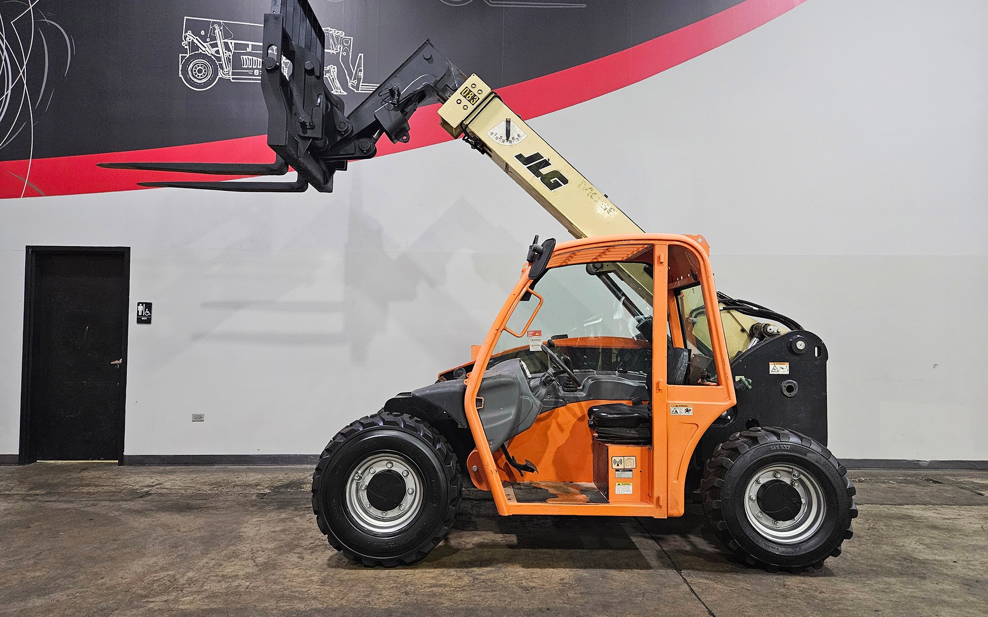 Used 2019 JLG G5-18A  | Cary, IL