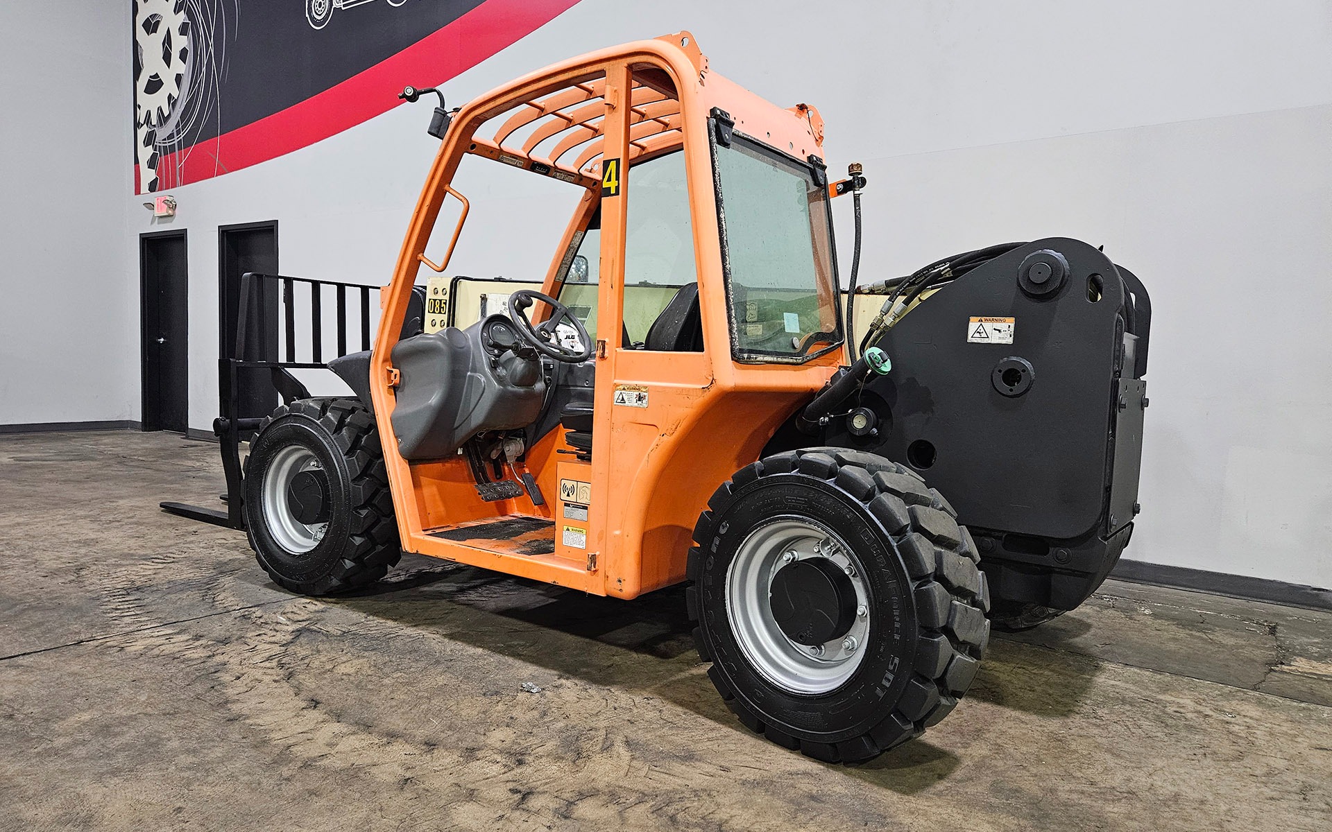 Used 2019 JLG G5-18A  | Cary, IL