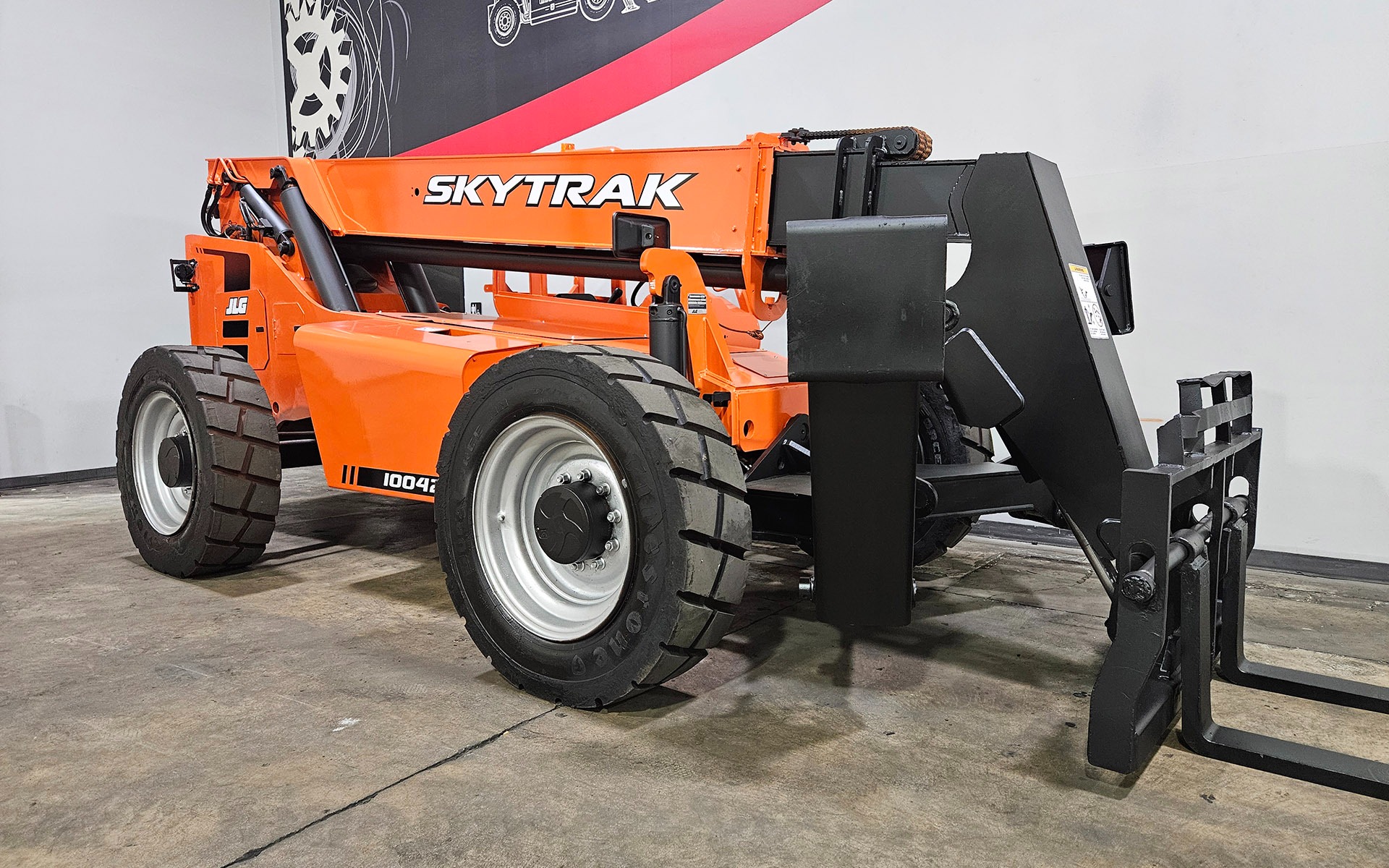 Used 2020 SKYTRAK 10042  | Cary, IL