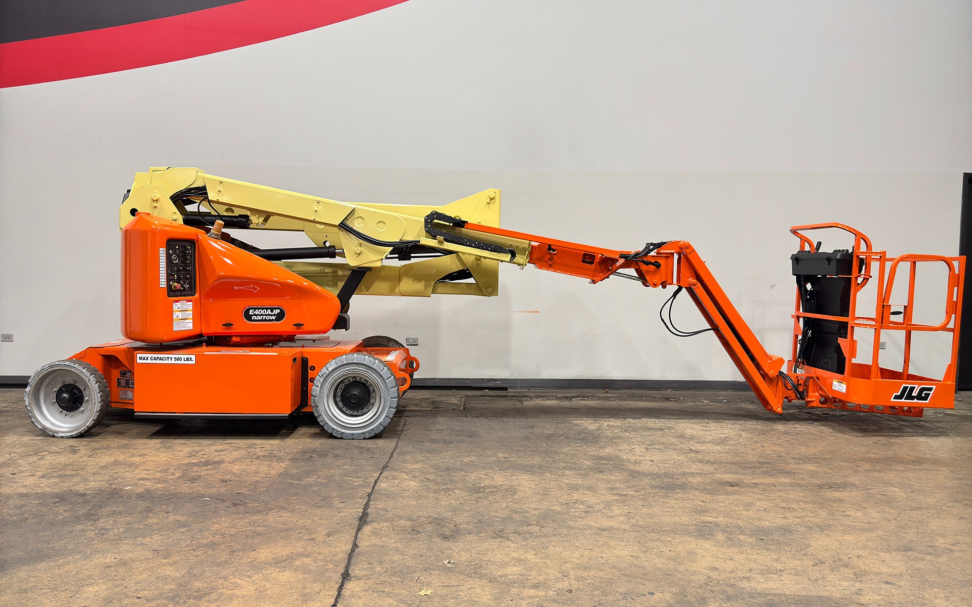 Used 2011 JLG E400AJP  | Cary, IL