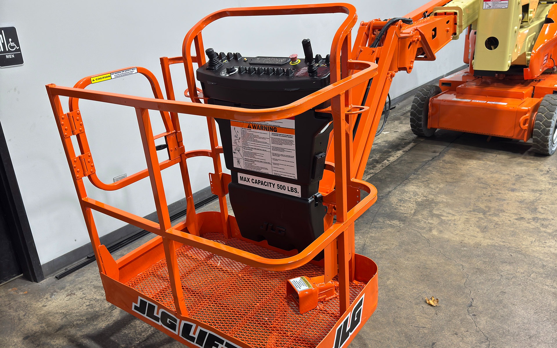 Used 2011 JLG E400AJP  | Cary, IL