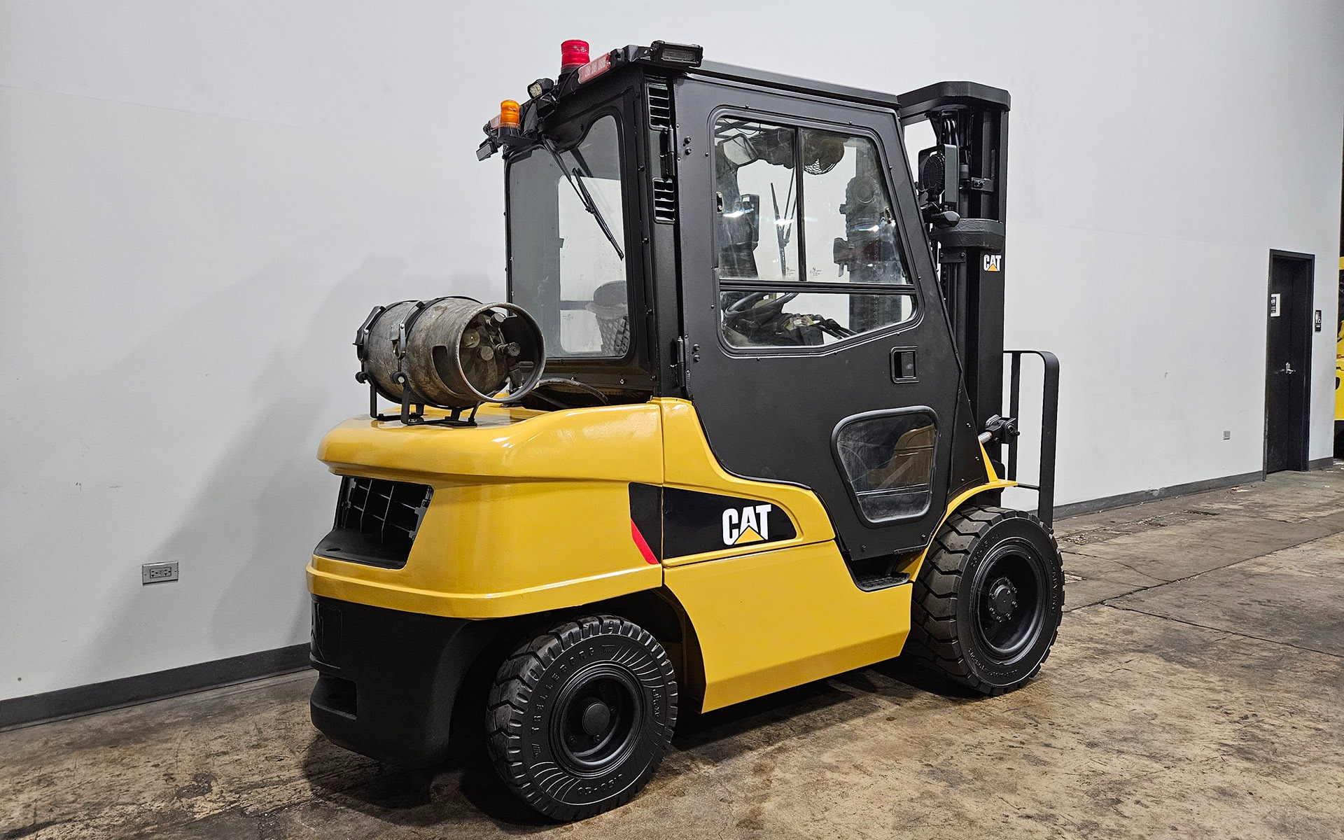 Used 2016 CATERPILLAR GP35N  | Cary, IL