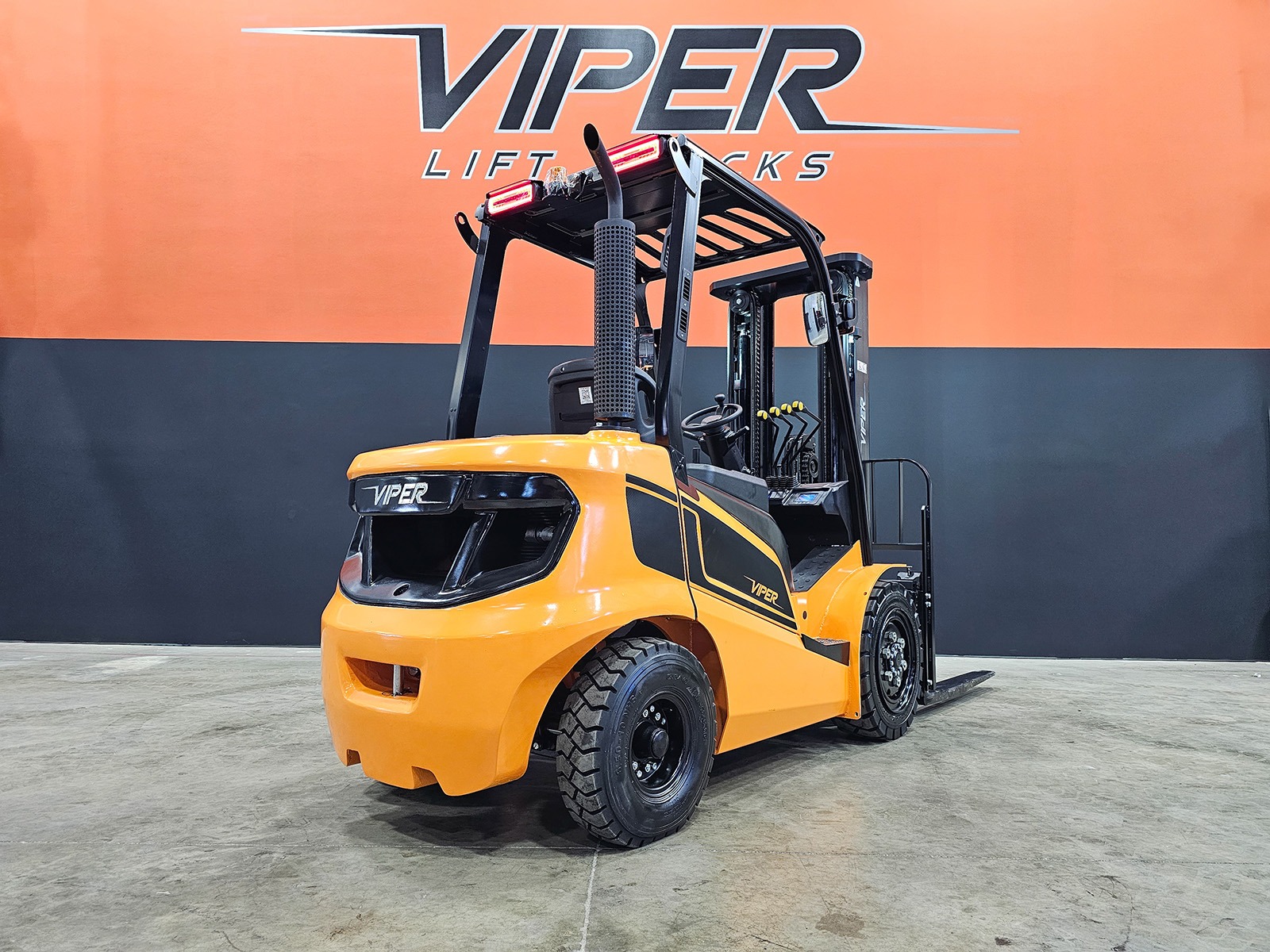 New 2025 VIPER FD35F  | Cary, IL