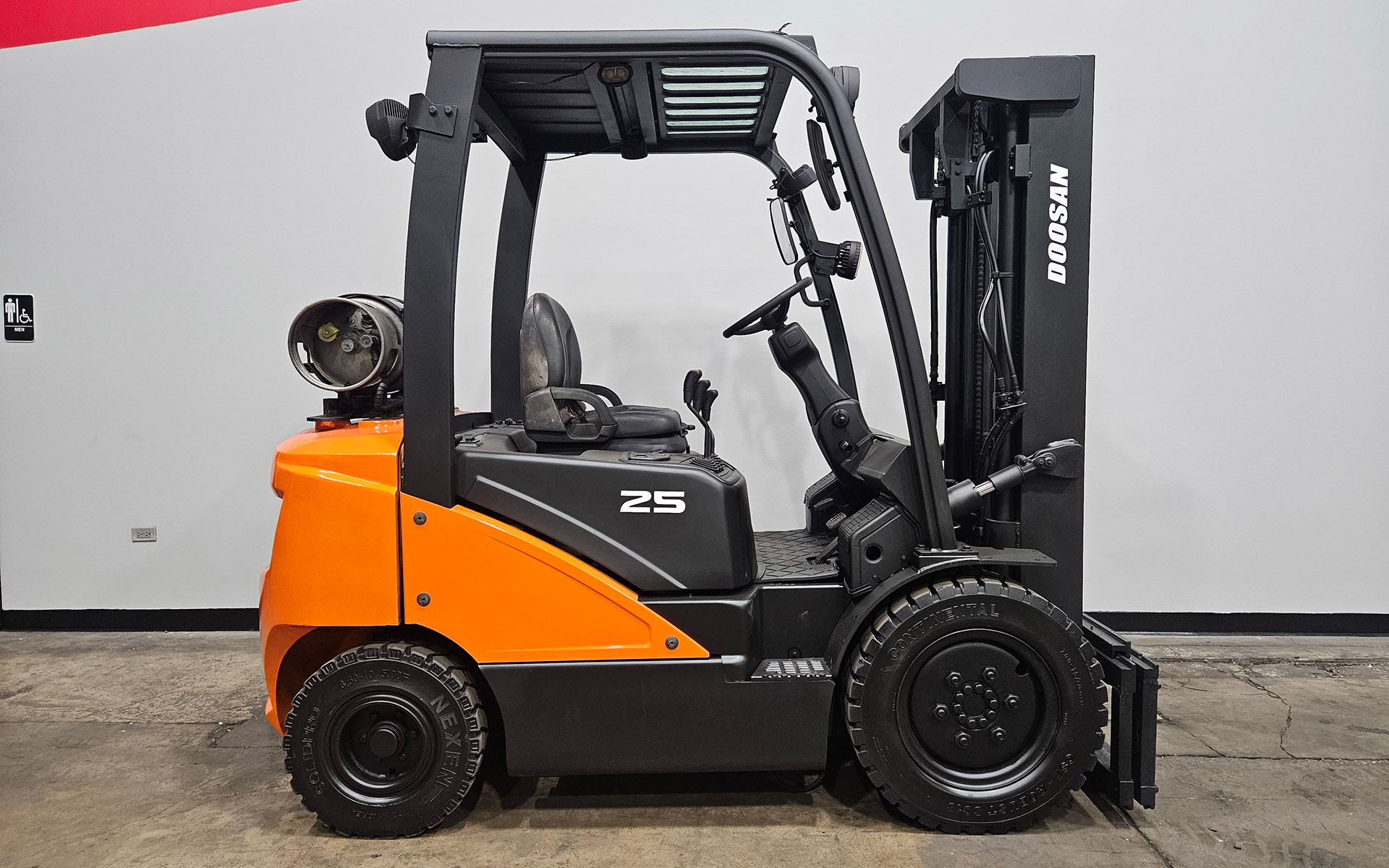 Used 2017 DOOSAN G25N-7  | Cary, IL