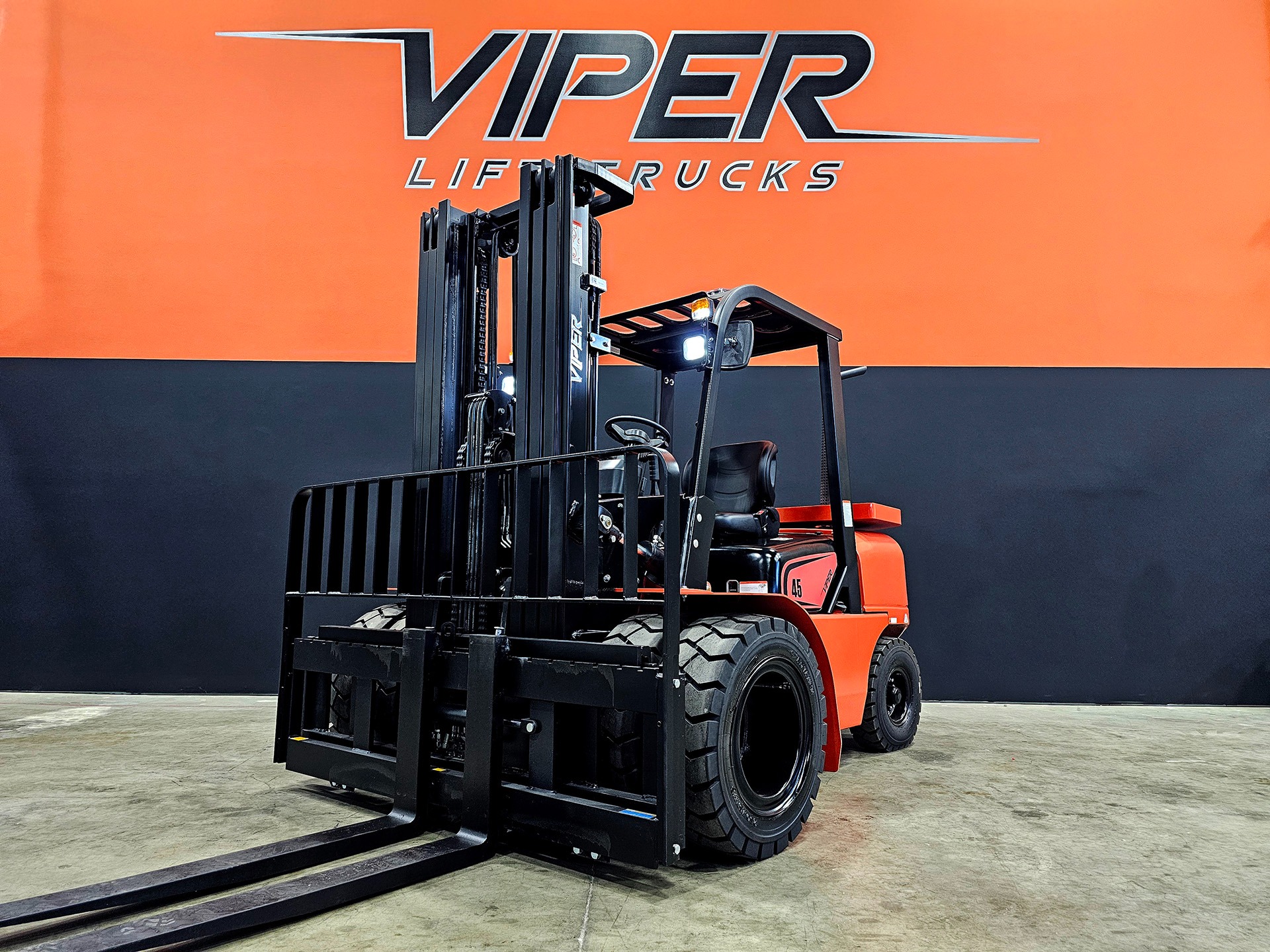 New 2025 VIPER FD45  | Cary, IL