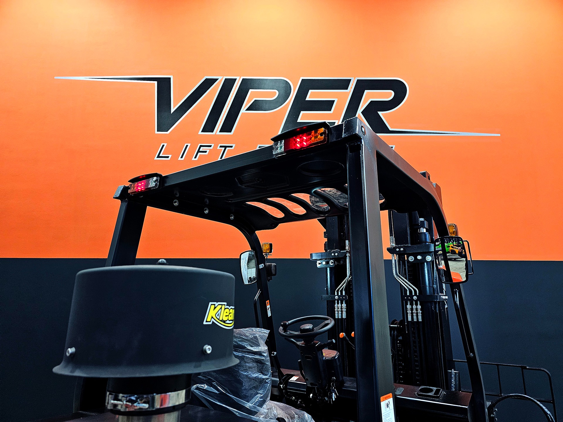 New 2025 VIPER FD60  | Cary, IL