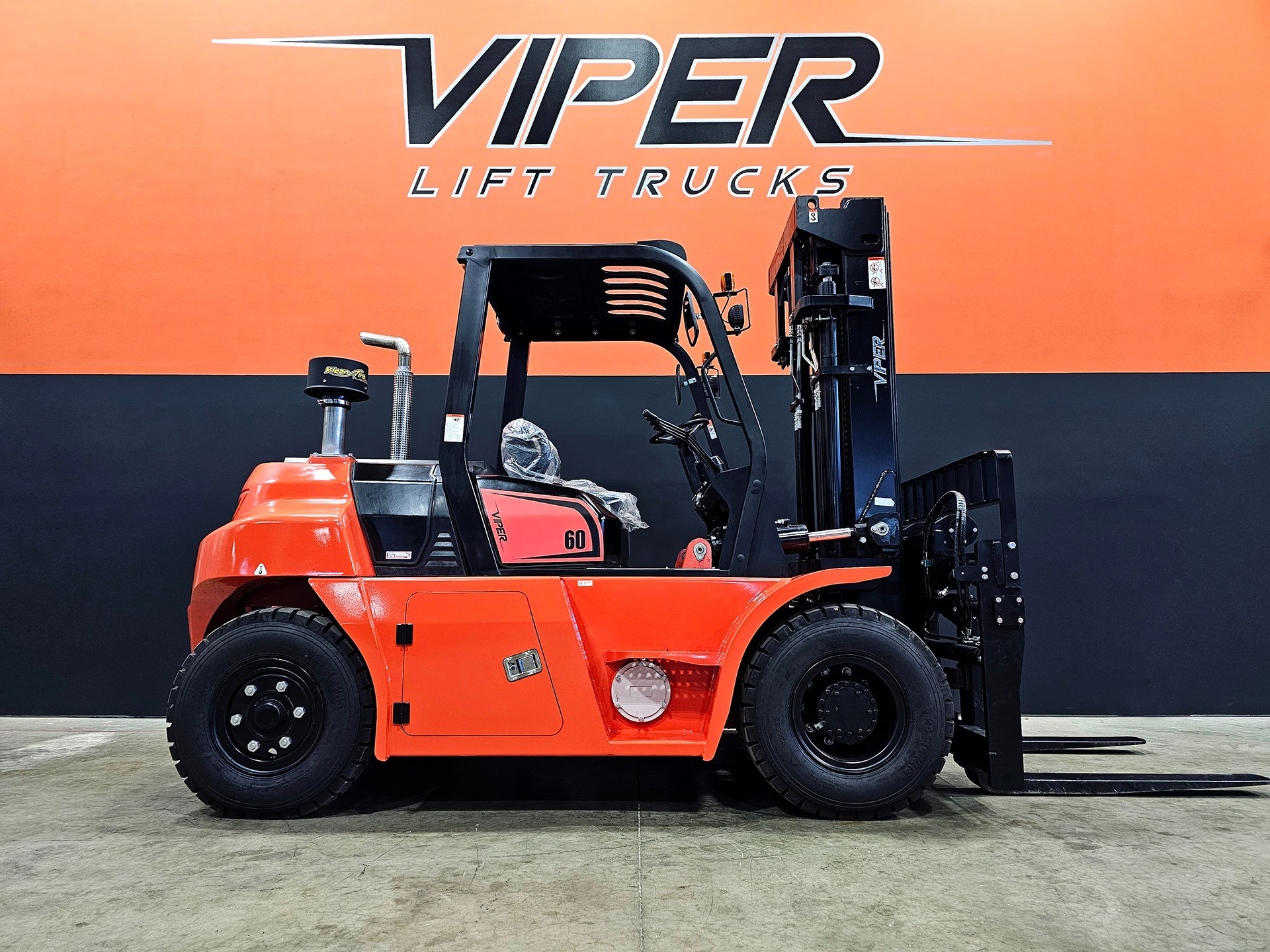 New 2025 VIPER FD60  | Cary, IL