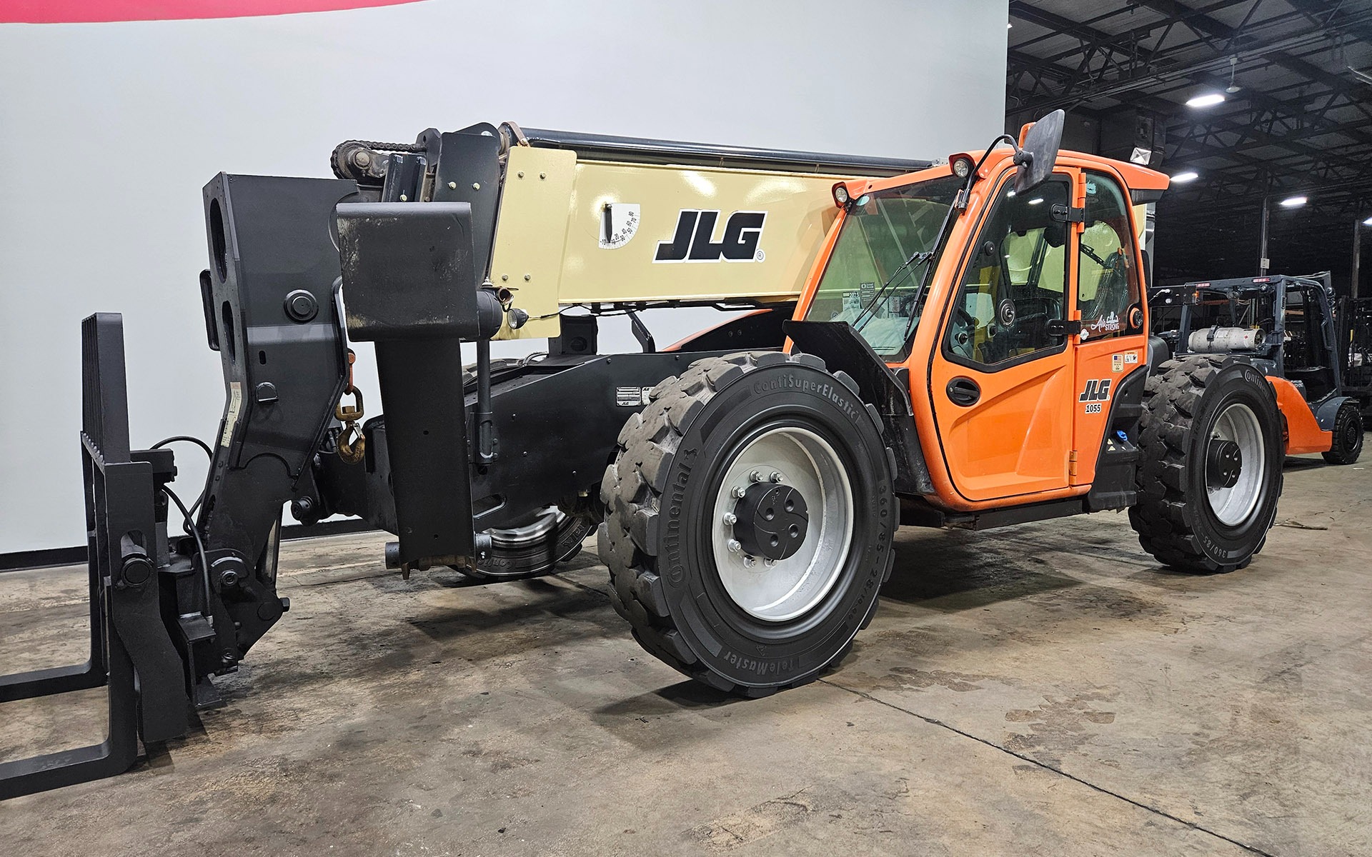 Used 2018 JLG 1055  | Cary, IL