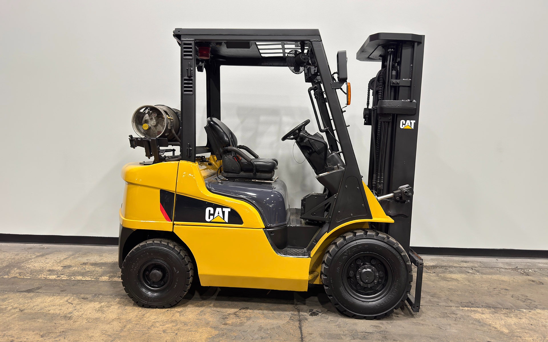 Used 2017 CATERPILLAR GP25N  | Cary, IL