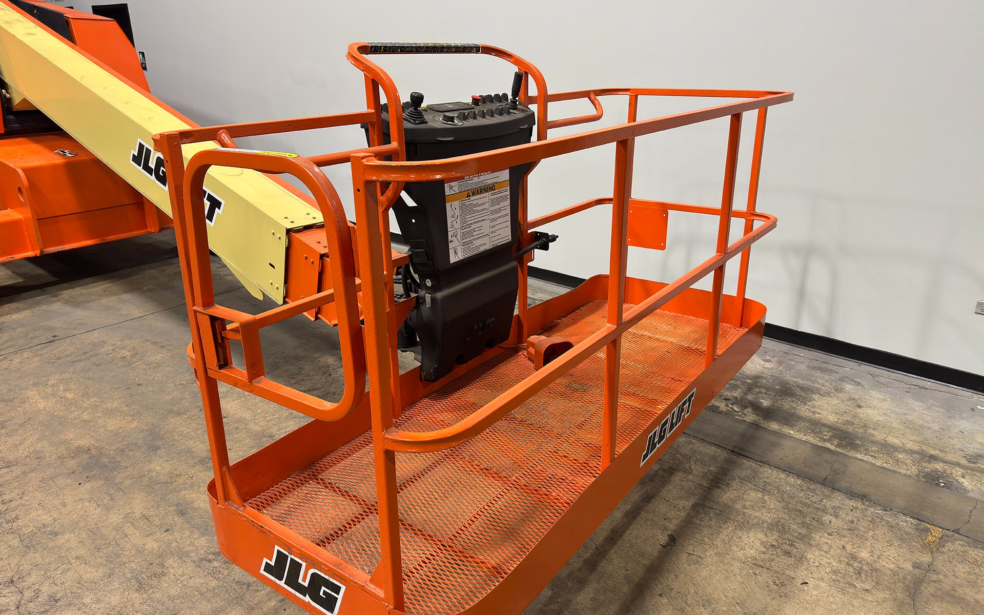 Used 2013 JLG 600S  | Cary, IL