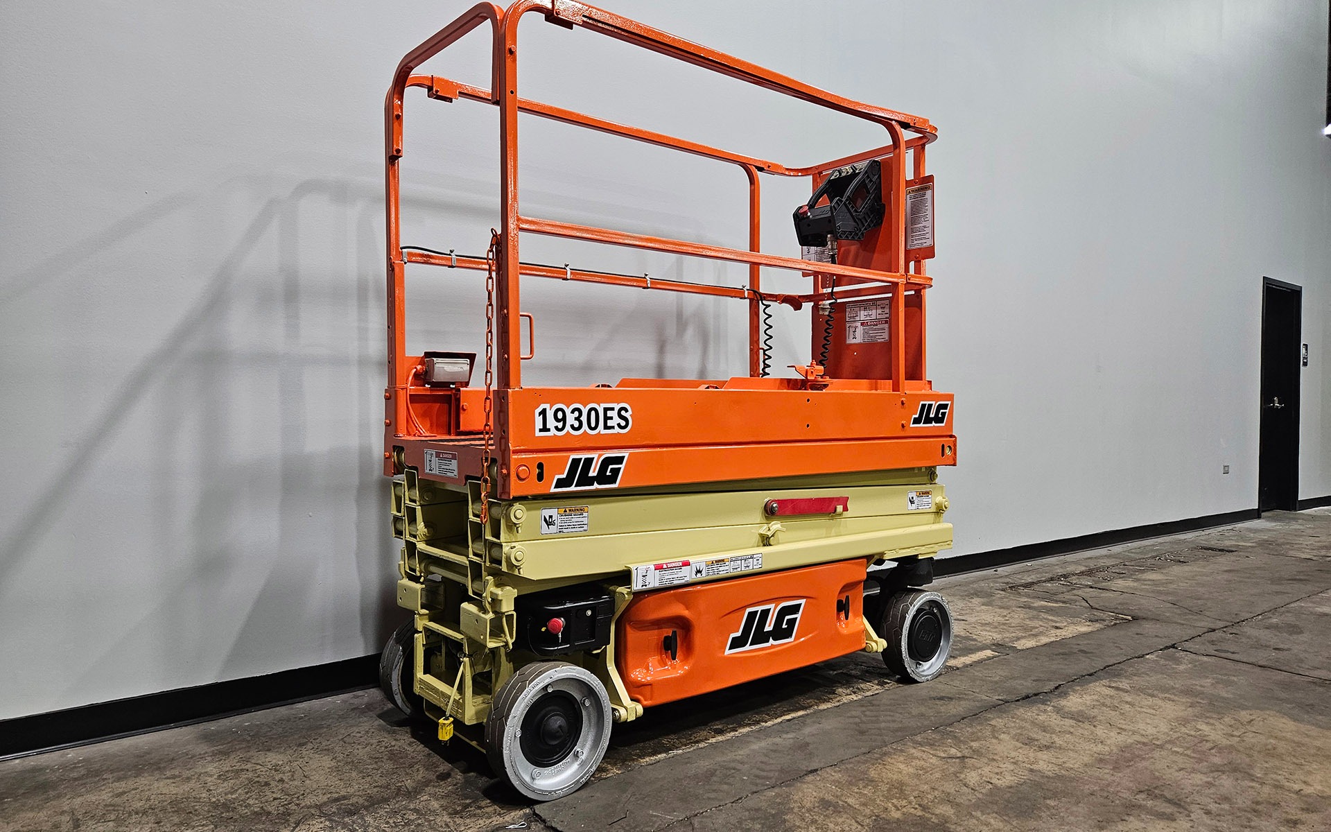 Used 2019 JLG 1930ES  | Cary, IL