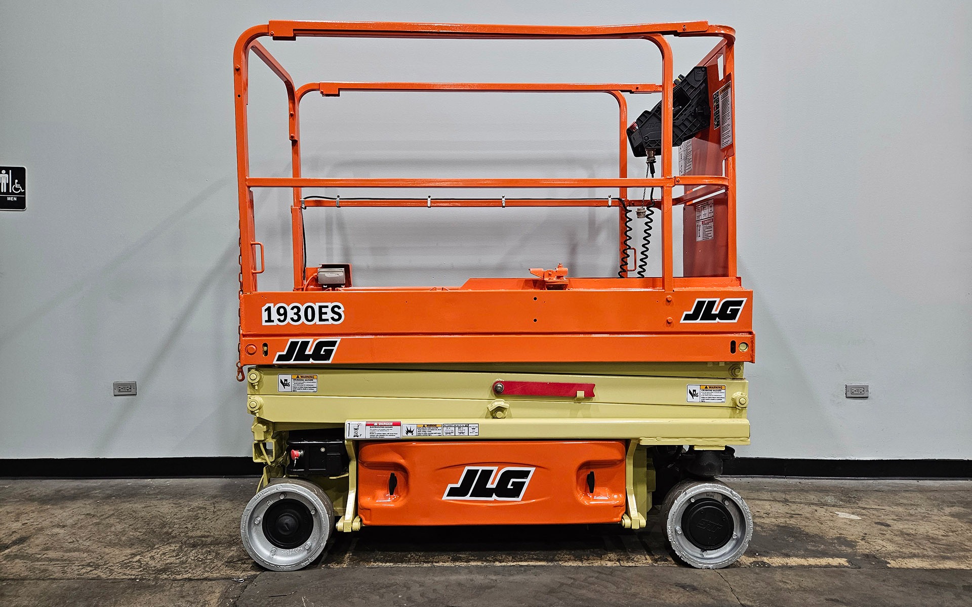 Used 2019 JLG 1930ES  | Cary, IL