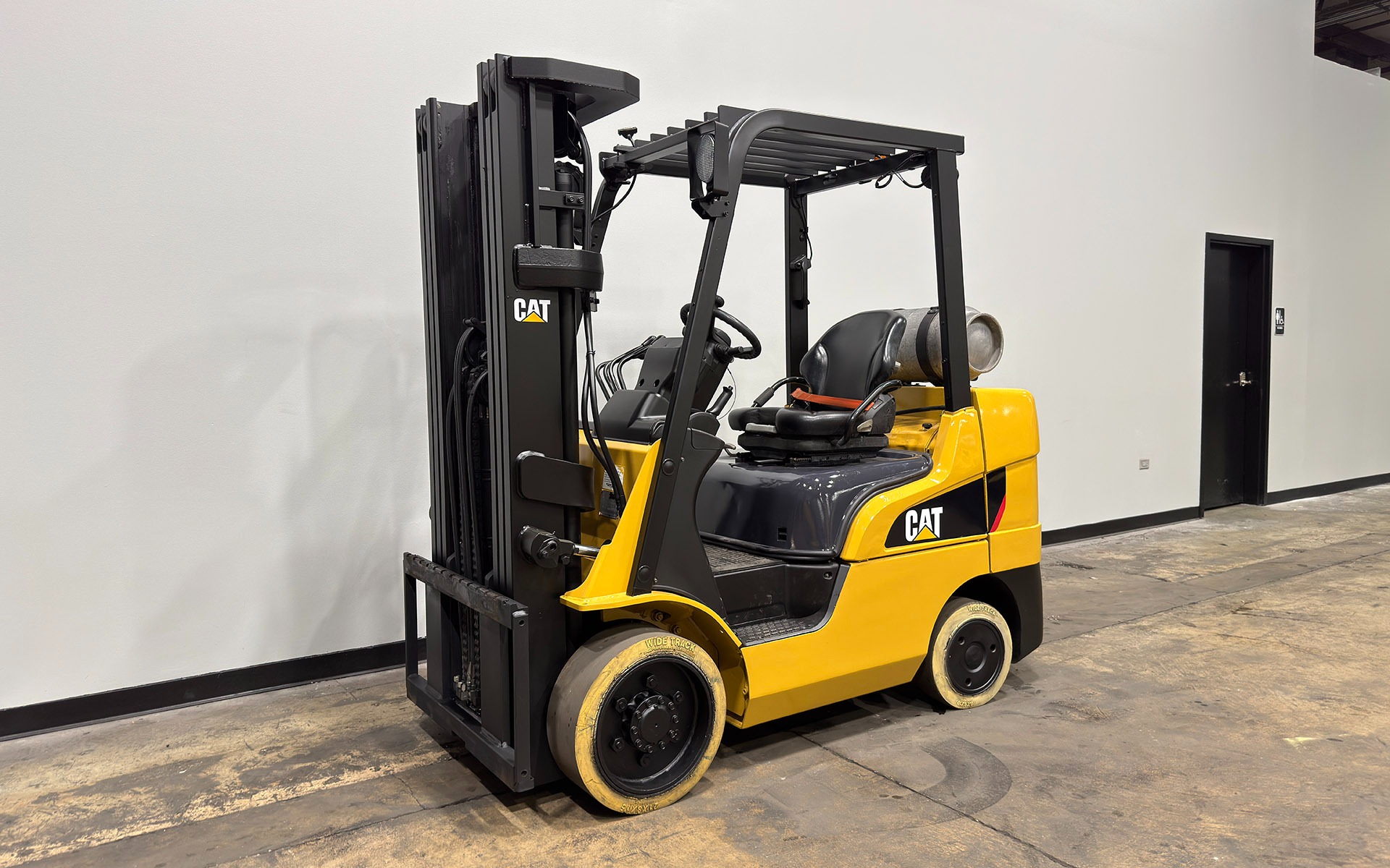 Used 2018 CATERPILLAR 2C6000  | Cary, IL