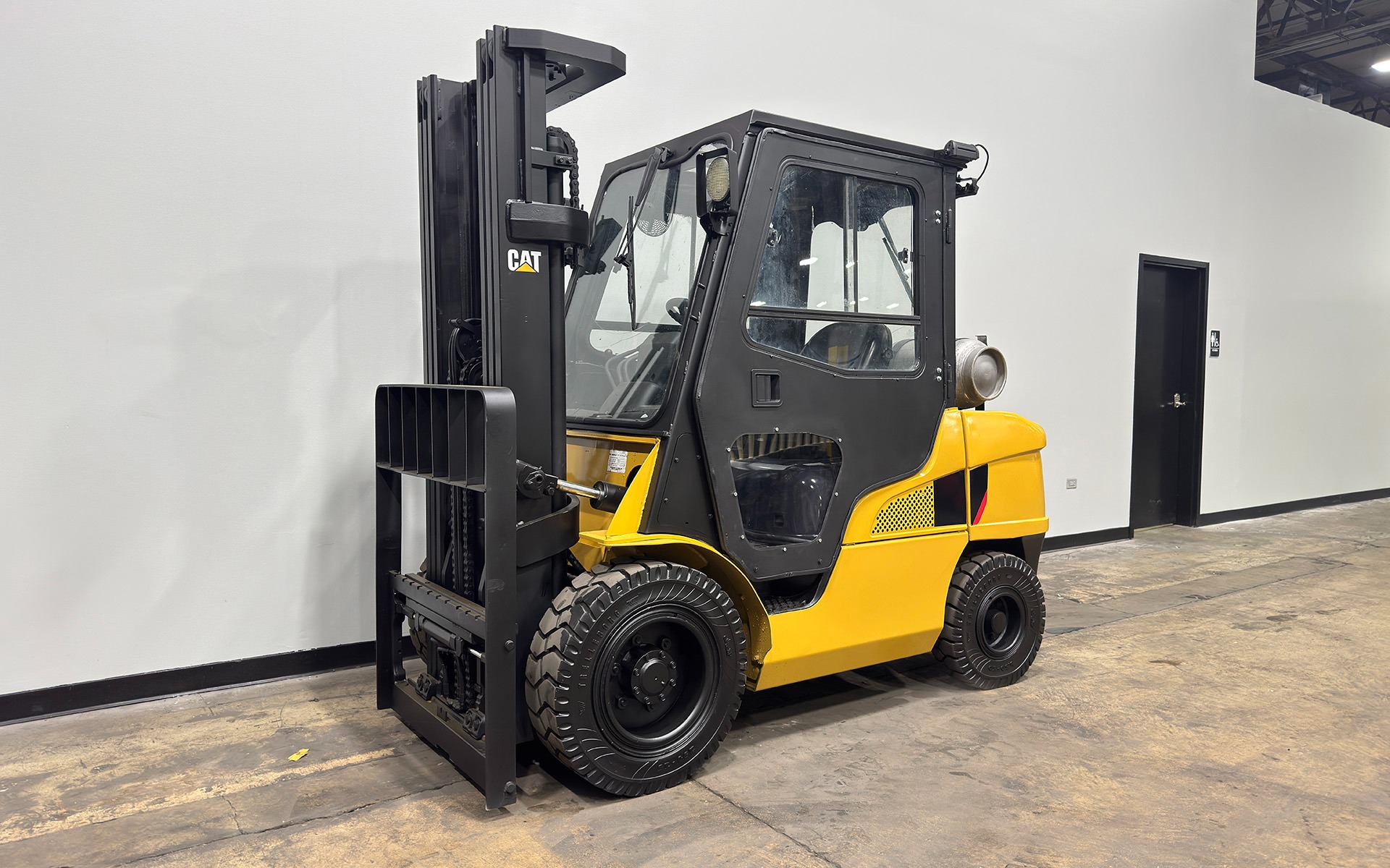 Used 2016 CATERPILLAR GP35N  | Cary, IL