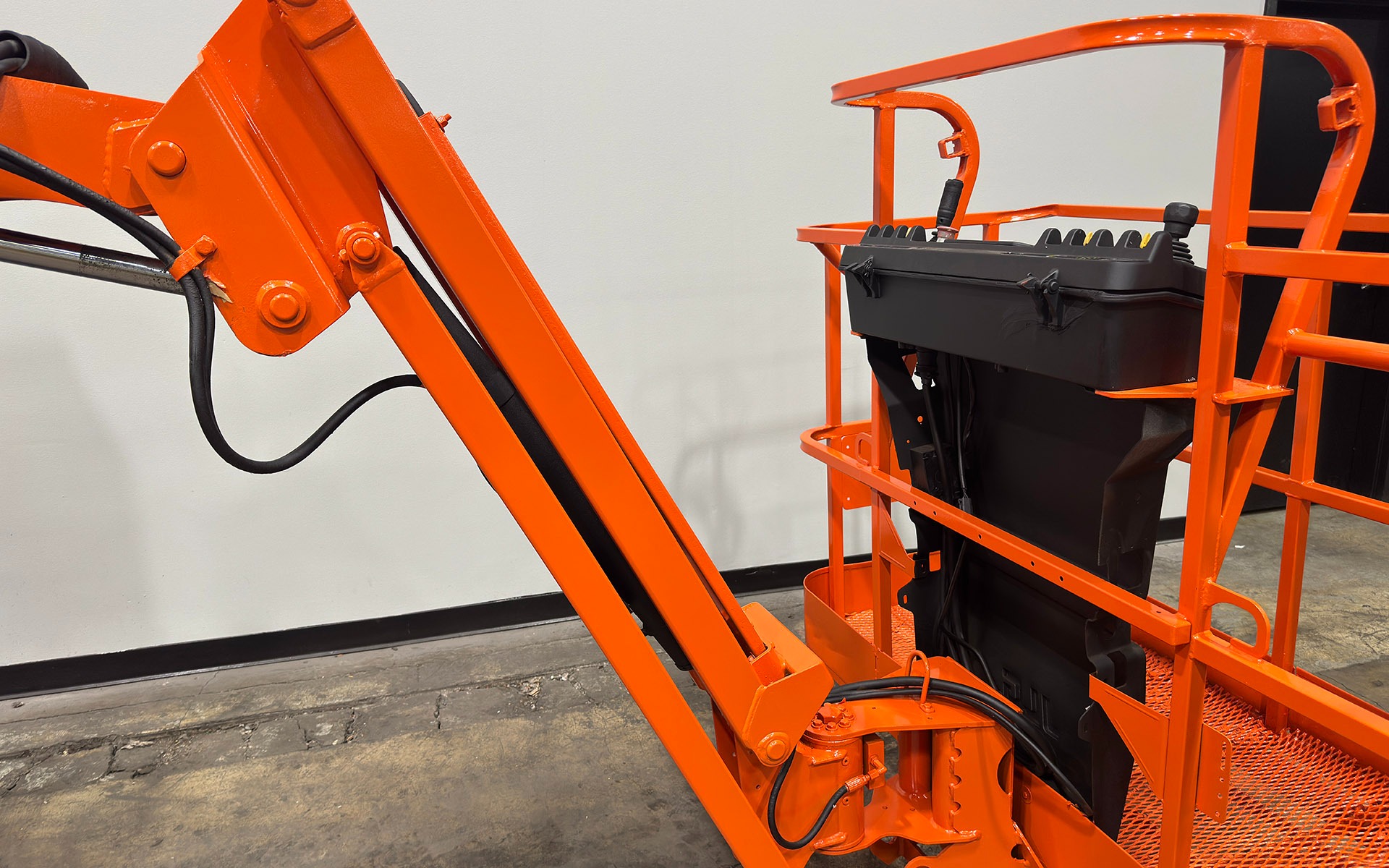 Used 2017 JLG 450AJ  | Cary, IL